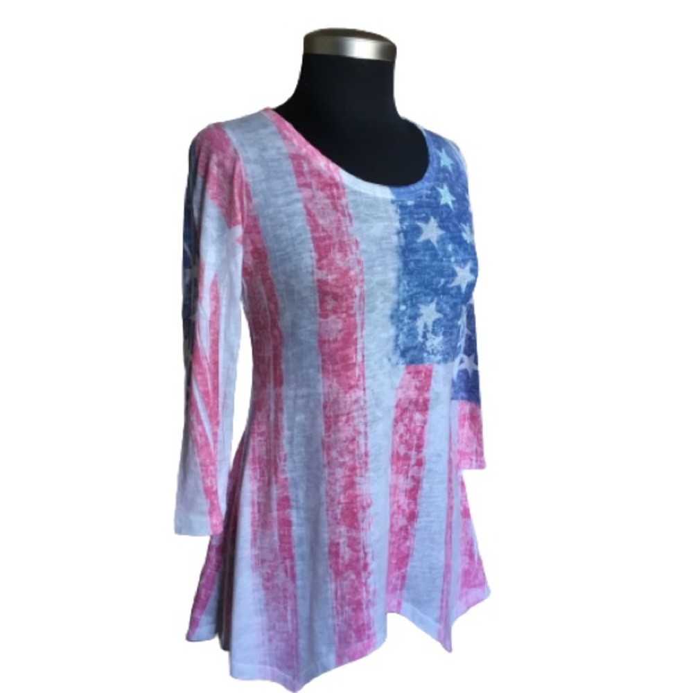 Reba Patriotic Top Rhinestone Stars 3/4 Sleeves Sharkbite Hem Size Small - Picture 2 of 6